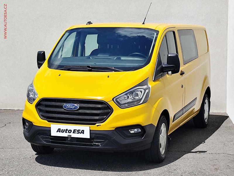 Ford Transit Custom (2020) 2.0TDCi L2H1 5míst, AC - fotka 3 z 19