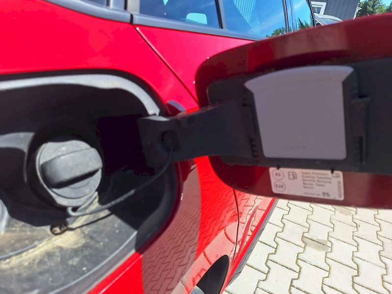 Škoda Kamiq (2025) 1.0 TSI /  85kW / 6MP / Monte - fotka 32 z 34