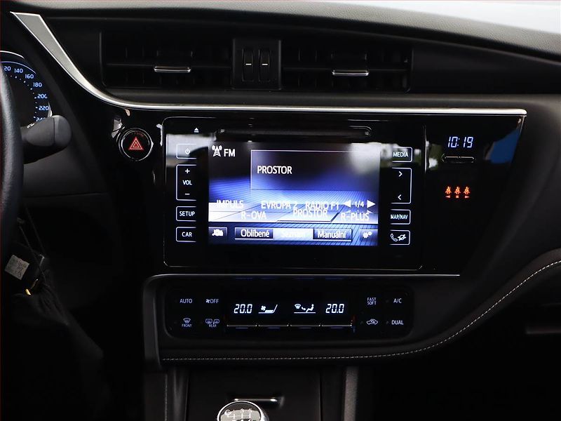 Toyota Corolla (2018) 1.6 Valvematic, Serv.kniha - fotka 10 z 16