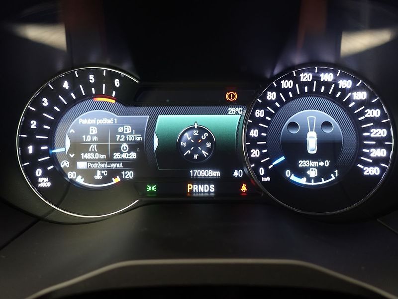 Ford S-MAX 140 kW, Titanium, REZERVOVÁNO - fotka 11 z 44
