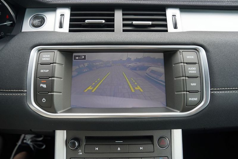 Land Rover Range Rover Evoque 2.2 TD4  R-Dynamic/AT/kůže - fotka 37 z 41