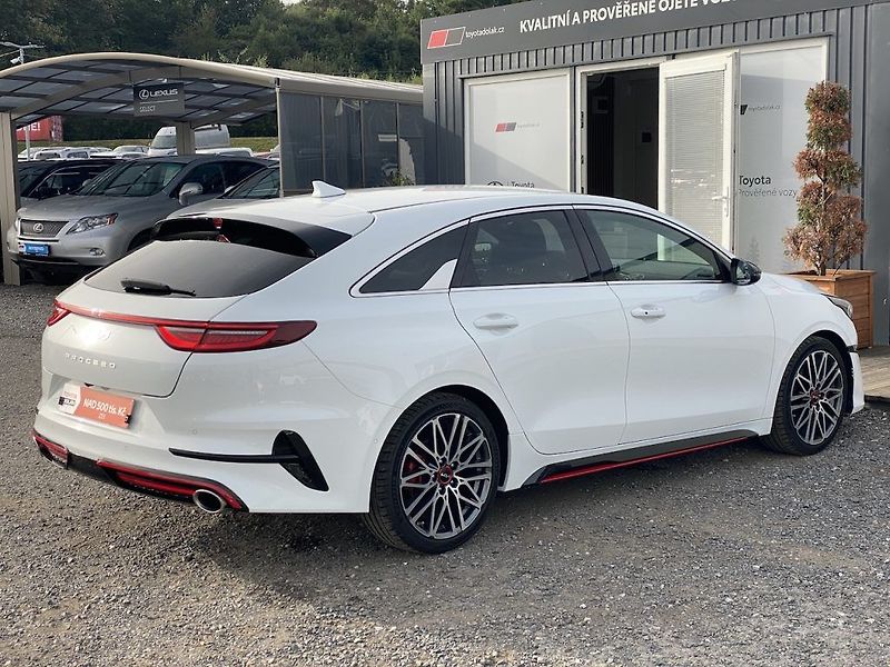 Kia ProCeed 1.6TGDi, ČR, automat, záruka - fotka 6 z 35