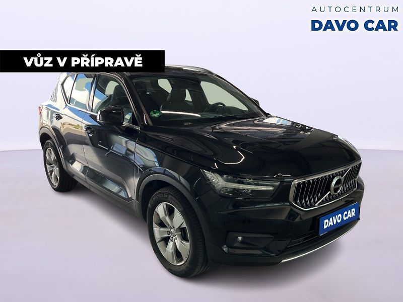 Volvo XC40 2,0 D3 110kW Aut. Inscription - fotka 4 z 12