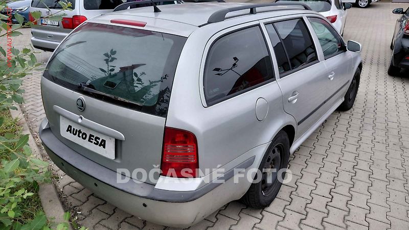 Škoda Octavia (2003) 1.9 TDi - fotka 2 z 3