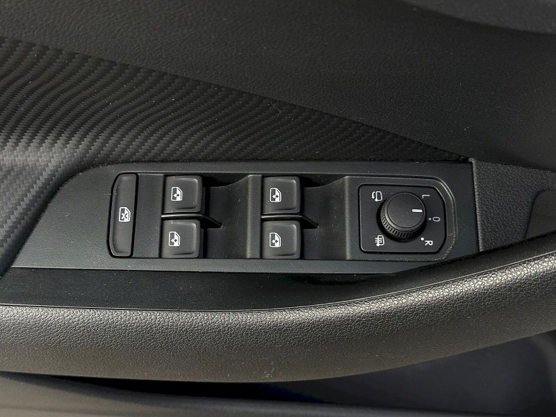 Škoda Kamiq (2024) 1.0 TSI 85 kW Monte Carlo - fotka 9 z 22