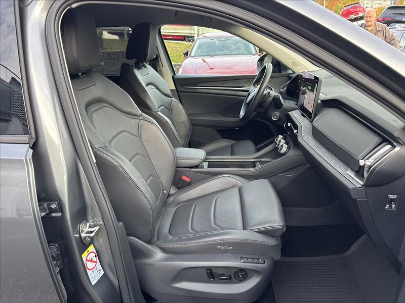 Škoda Kodiaq 2,0 D AT 4x4 Exclusive TAŽNÉ - fotka 19 z 48