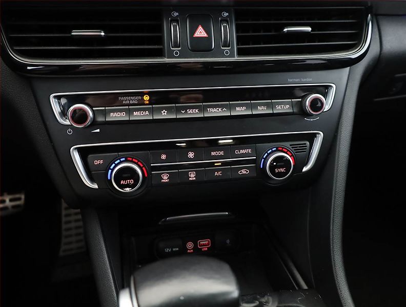 Kia Optima (2020) 1.6 CRDi, Automat, Serv.kniha - fotka 10 z 19