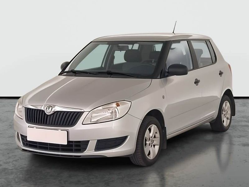 Škoda Fabia (2011) 1.4 16V - fotka 2 z 16