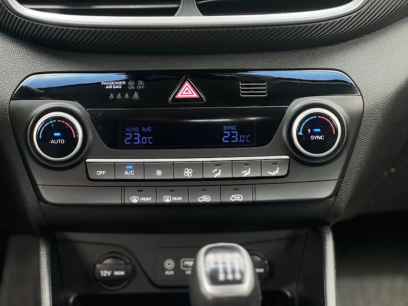 Hyundai Tucson (2020) 1.6 T-GDI 130KW - fotka 13 z 18