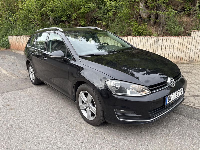 Volkswagen Golf (2017) kombi 2,0TDI Bluemotion - fotka 3 z 23