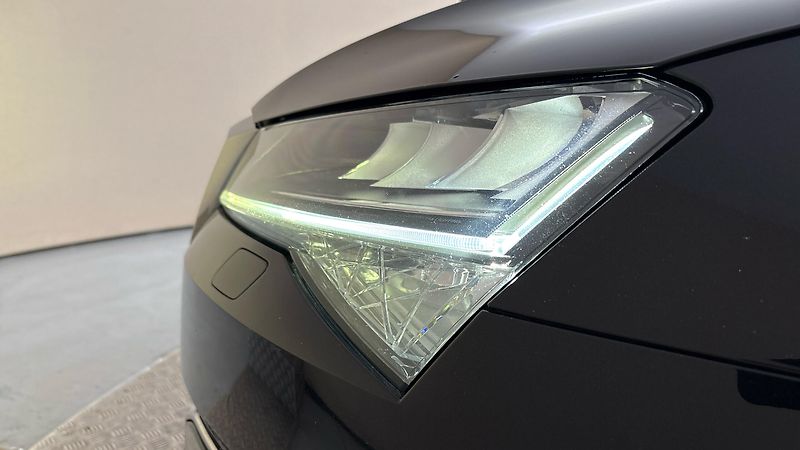 Škoda Superb 2.0 TDI DSG Style Combi - fotka 18 z 30