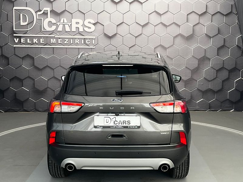 Ford Kuga 2.5 HEV 4x4 Titanium - fotka 3 z 49