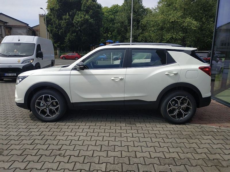 KGM Korando 1.5T, CLUB,2WD, AT, SKLADEM - fotka 7 z 36