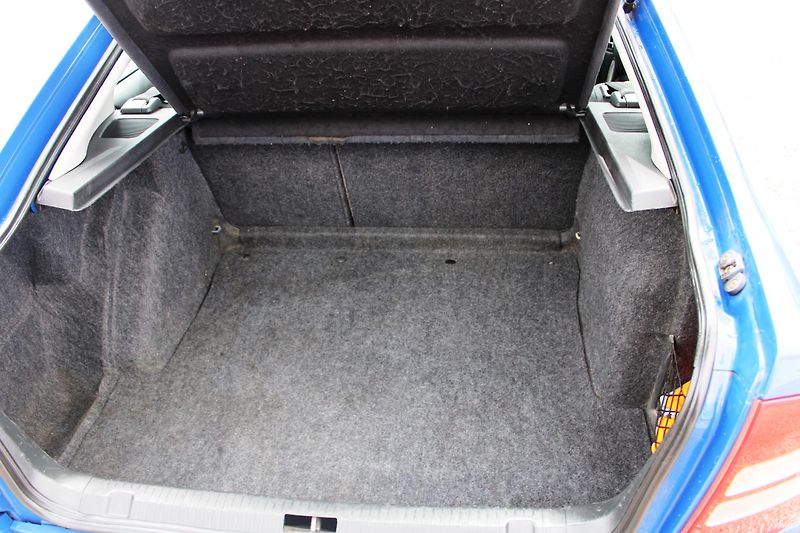 Škoda Octavia (2002) 1.9 TDI KLIMA,EL OKNA,ALU KOLA - fotka 11 z 16