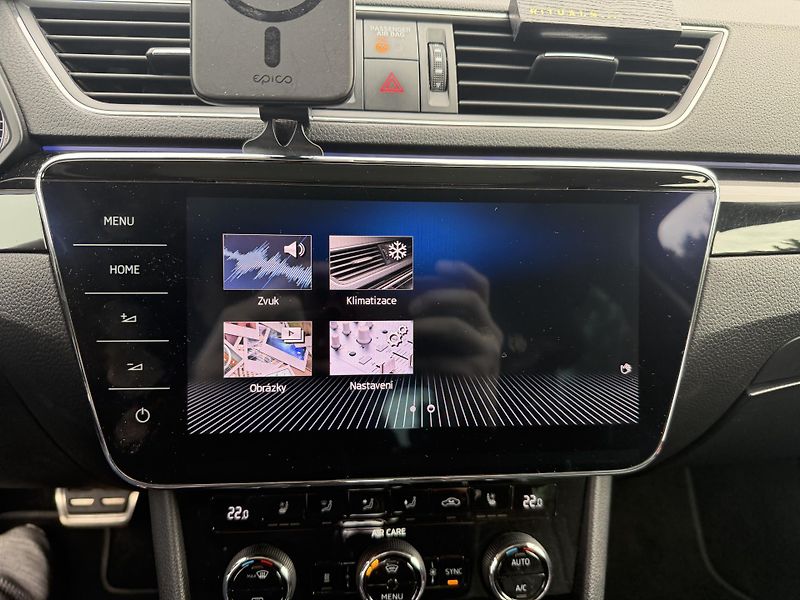 Škoda Superb (2017) PRODÁNO  - fotka 19 z 34