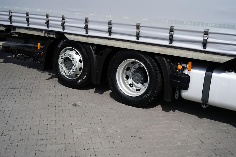 Mercedes-Benz Actros (2023) L / 2548 / ACC / E 6 / MP 5 /  - fotka 47 z 56