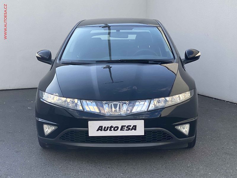 Honda Civic (2008) 1.8i-VTEC, Comfort, +kola - fotka 2 z 6