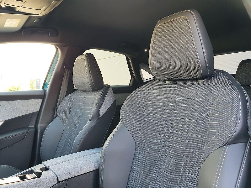 Peugeot 3008 (2026) ALLURE Hybrid 145 e-DCS6 - fotka 14 z 15