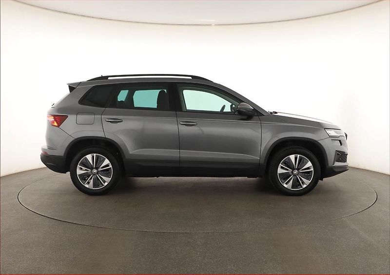 Škoda Karoq (2023) Style 2.0 TDI - fotka 6 z 20