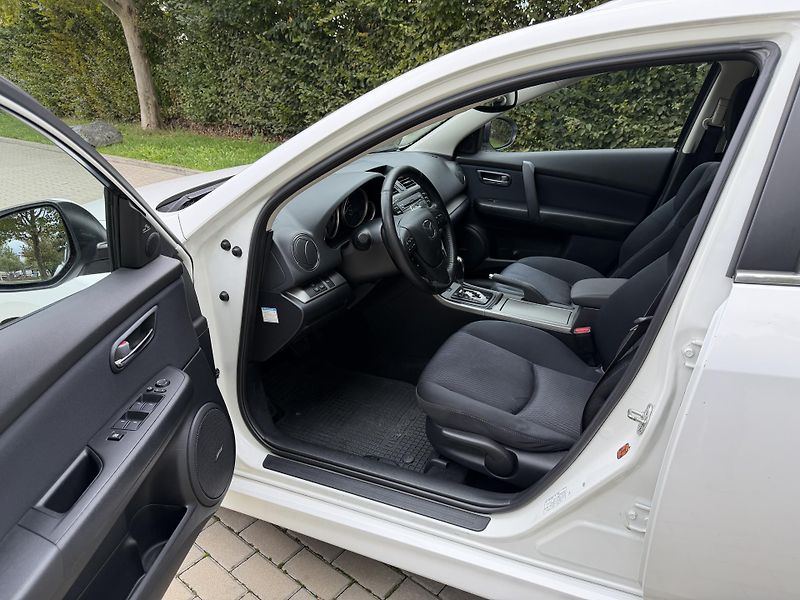 Mazda 6 2.0 114 kW TE Plus AUTOMAT - fotka 14 z 24