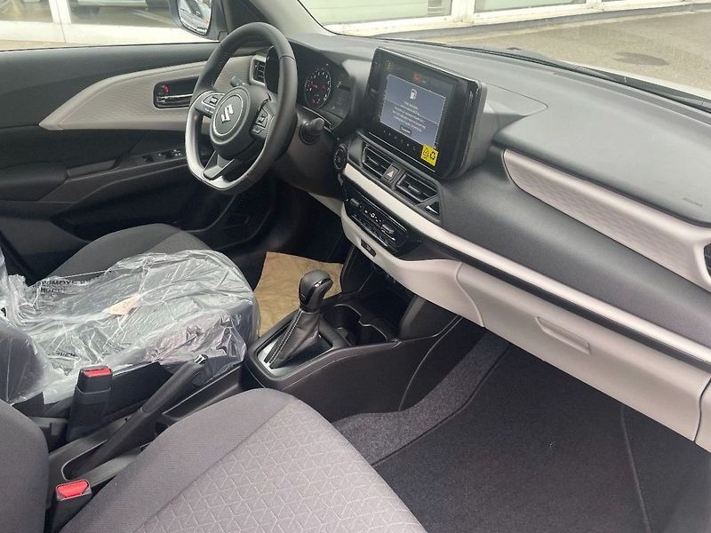 Suzuki Swift automat Premium - fotka 9 z 10