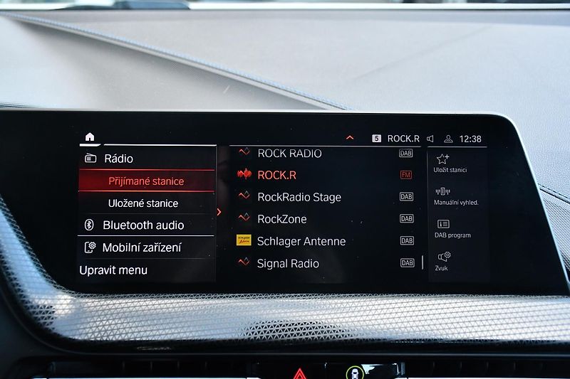BMW Řada 2 218d M-SPORT 1M ČR - fotka 32 z 42