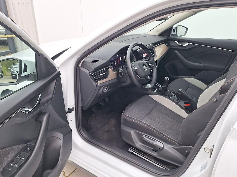 Škoda Kamiq (2022) 1.0 TSI / 81 kW / 6MP / Style - fotka 14 z 32