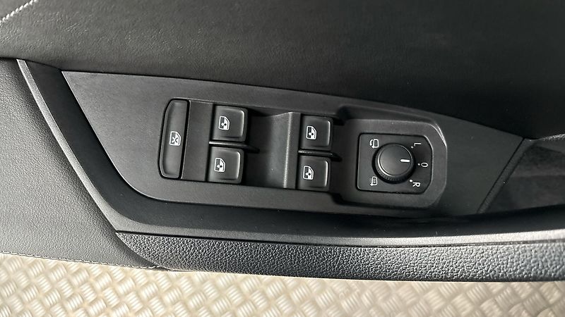 Škoda Kodiaq 2.0 TDI DSG 4x4 Style - fotka 22 z 30