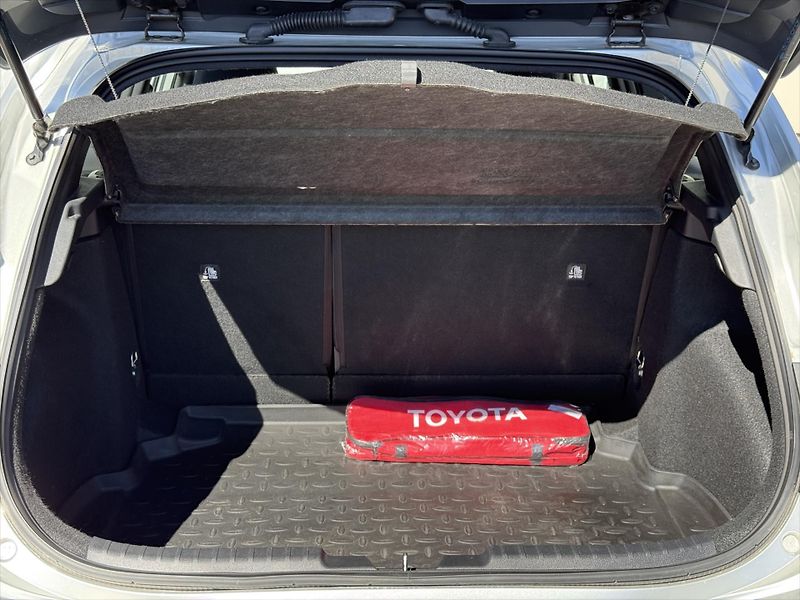 Toyota Corolla 1,2 Comfort - fotka 19 z 19