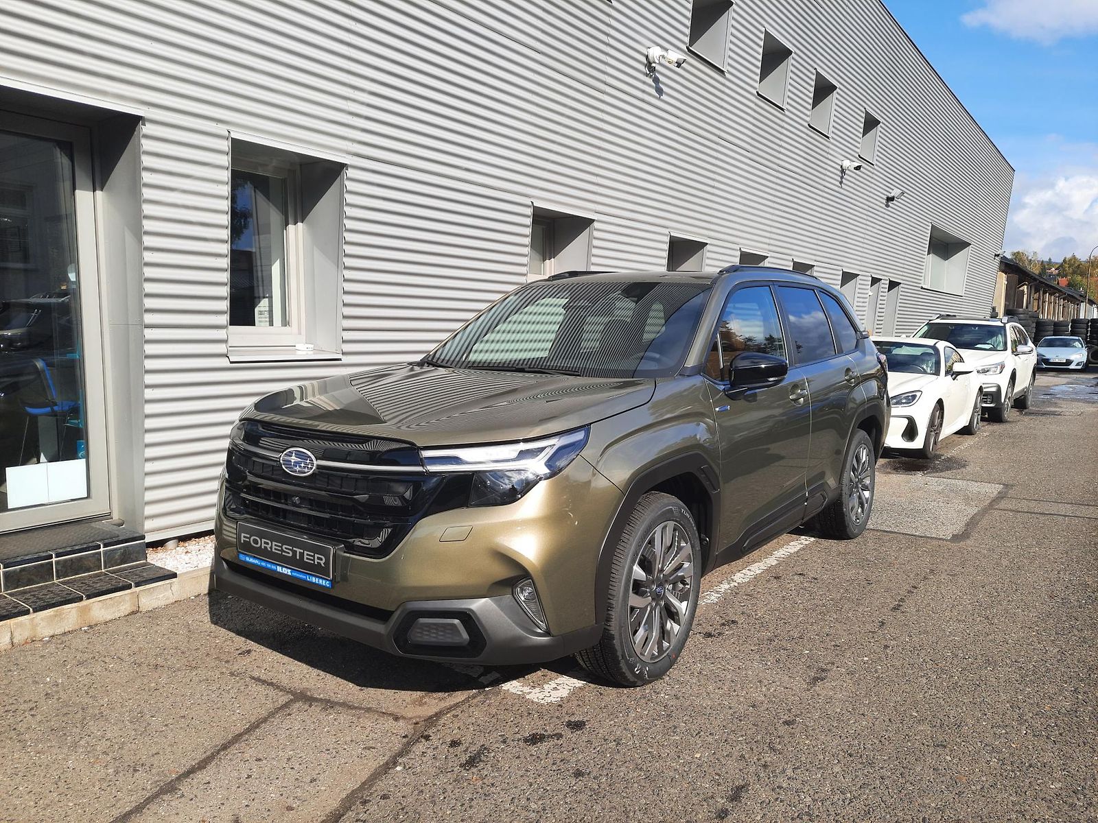 Subaru Forester NOVÝ FORESTER 2,0i TOURING