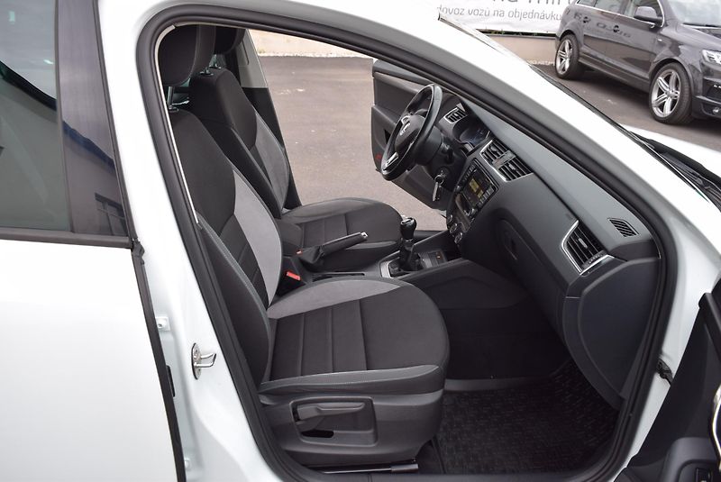 Škoda Octavia (2016) 2.0TDI 110kw ED. JOY BIXEN TAŽ - fotka 36 z 48