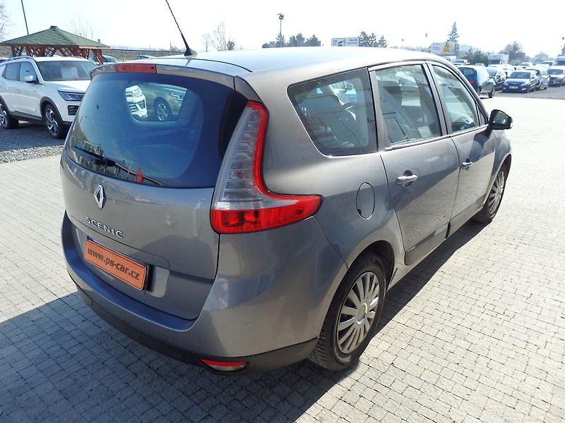 Renault Grand Scénic 1.6i 81 kW KLIMA, 6x AIRBAG - fotka 4 z 14