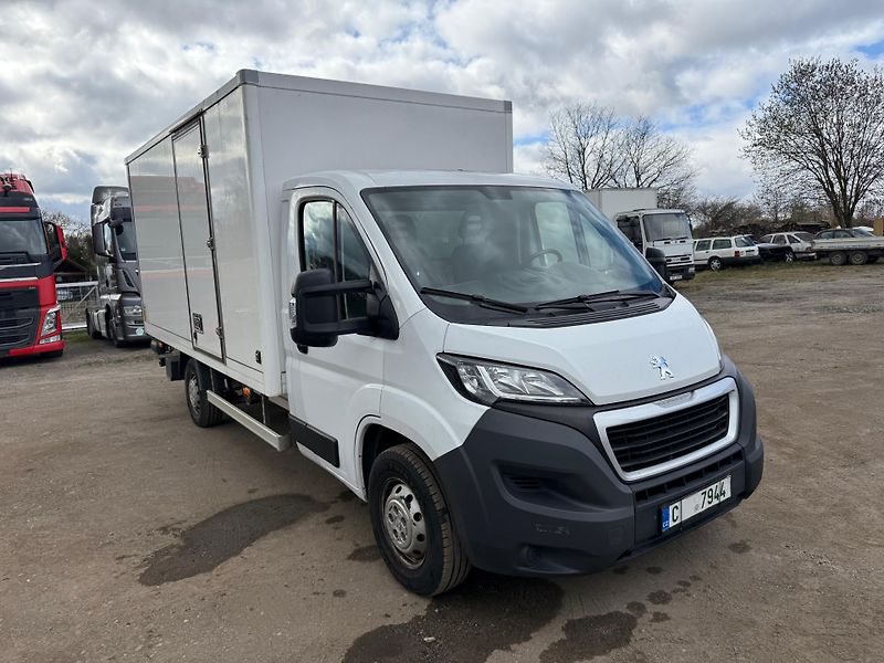 Peugeot Boxer (2021)  Hydraulické čelo - fotka 3 z 10