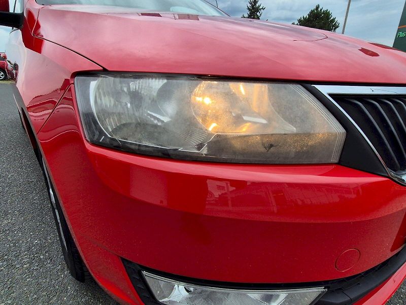 Škoda Rapid (2013) Ambition 1.2 TSI 63 kW 5°manuá - fotka 24 z 27
