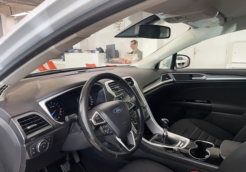 Ford Mondeo 2,0 TDCI, ČR, MANUÁL-REZERVACE - fotka 10 z 26