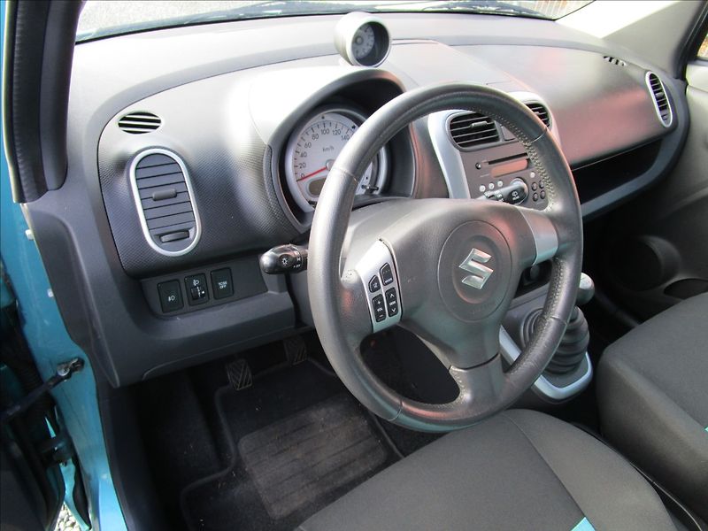 Suzuki Splash 1.2i Comfort, Klima - fotka 10 z 36