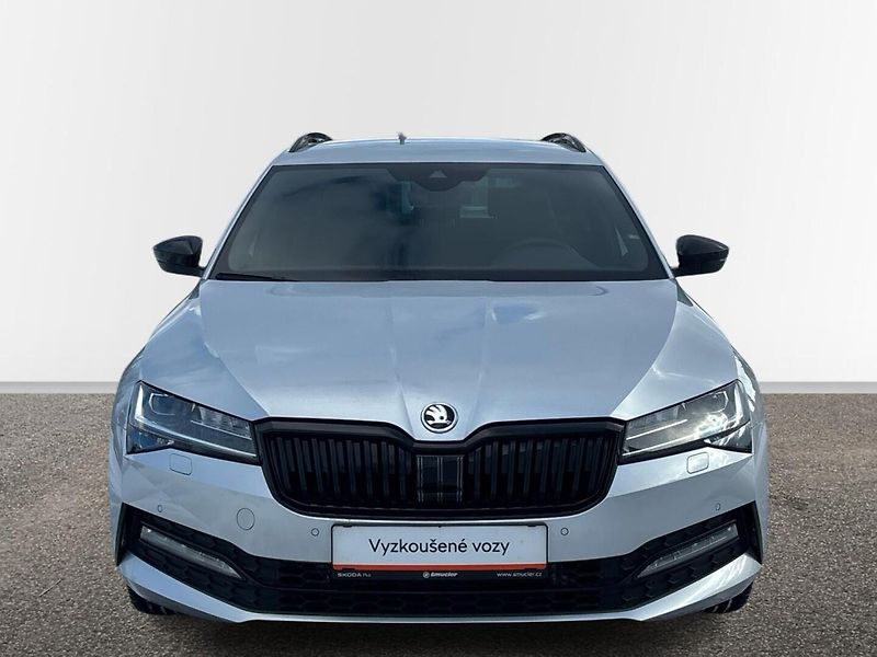 Škoda Superb Sportline 4x4 DSG - fotka 4 z 29