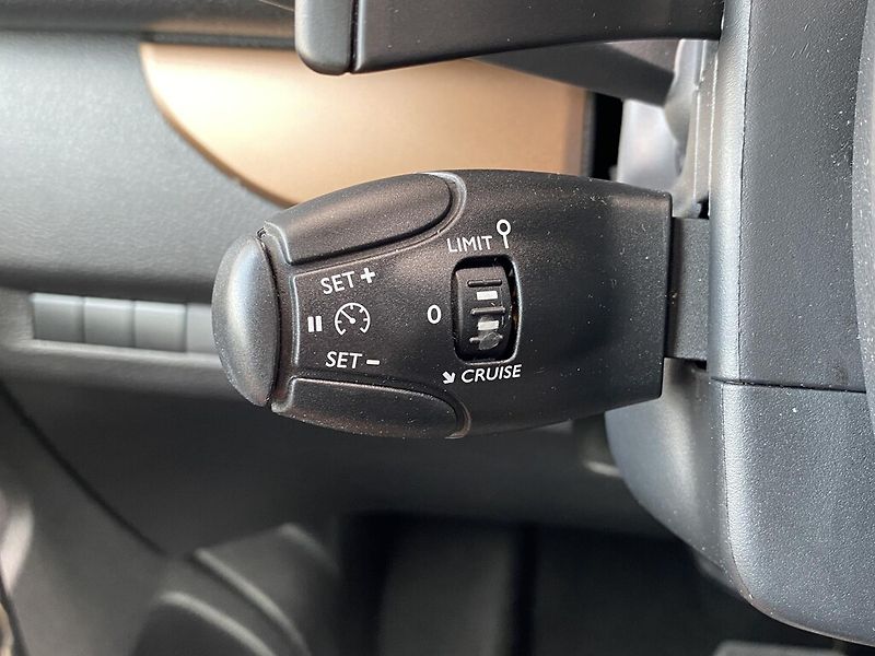 Toyota ProAce 2.0 D 130 kW AT Family - fotka 14 z 27