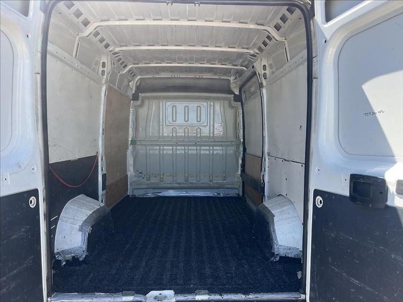 Peugeot Boxer 2,0 HDi L2 H2 KLIMA SERVIS DPH - fotka 29 z 35