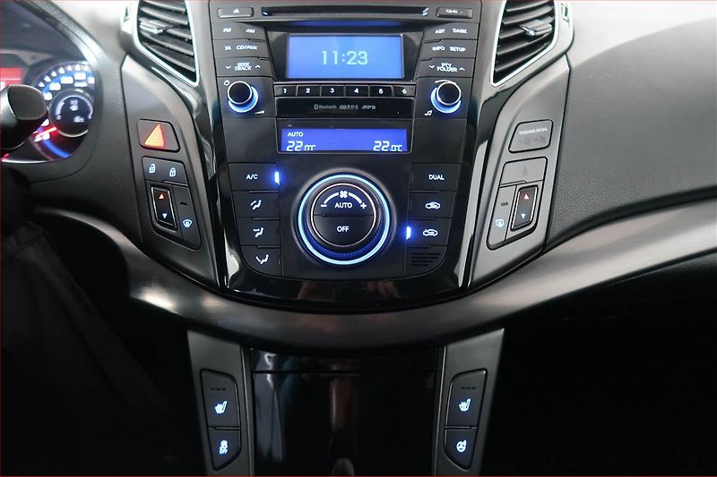 Hyundai i40 (2014) 1.7 CRDi, Tempomat - fotka 12 z 15