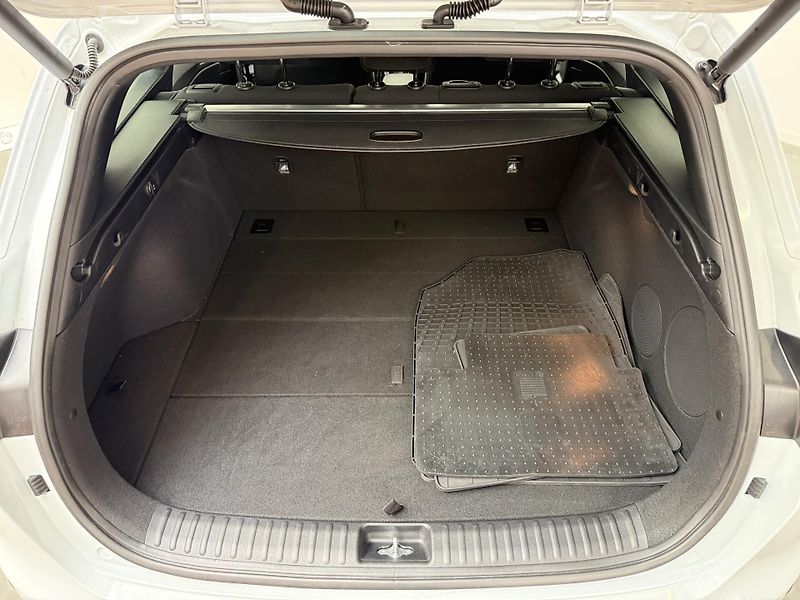 Kia Ceed 1.5 T-GDI 118kW GT-Line SW DCT - fotka 12 z 13