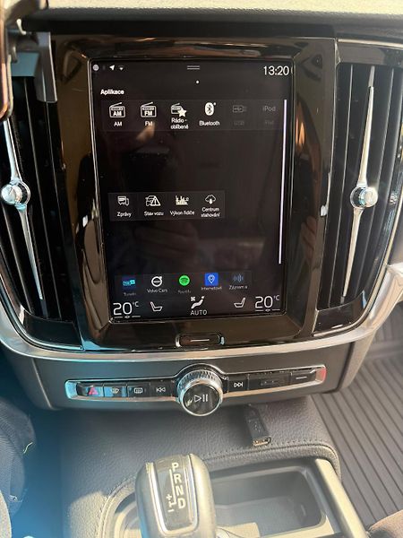 Volvo V90 (2018) Volvo V90 T4 2.0 Automat BA - fotka 12 z 18