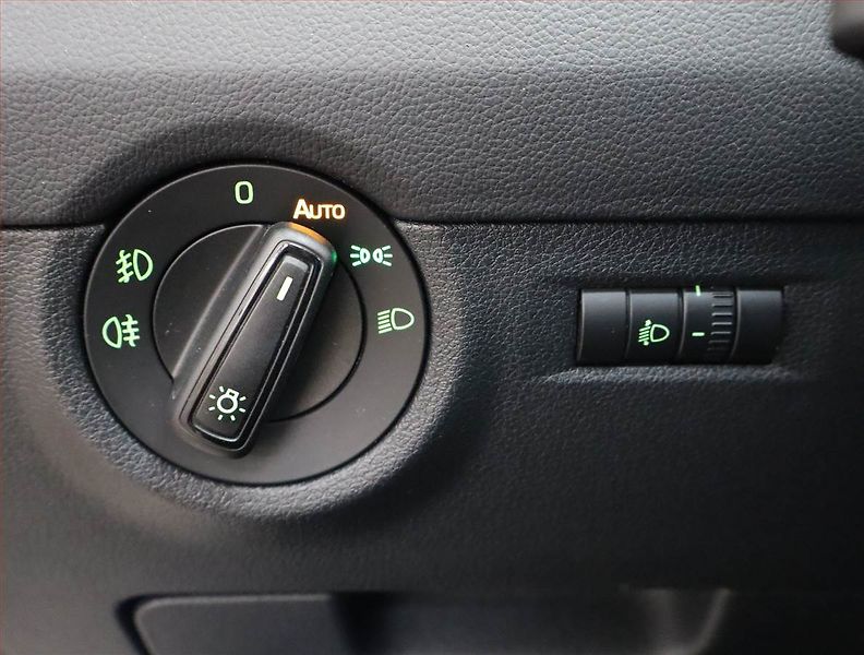 Škoda Octavia (2014) Elegance 2.0 TDI, Automat - fotka 19 z 20