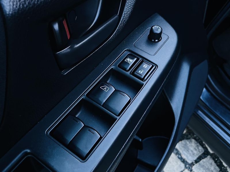 Subaru XV 2.0i 4x4 MANUÁL SERVISKA - fotka 31 z 38