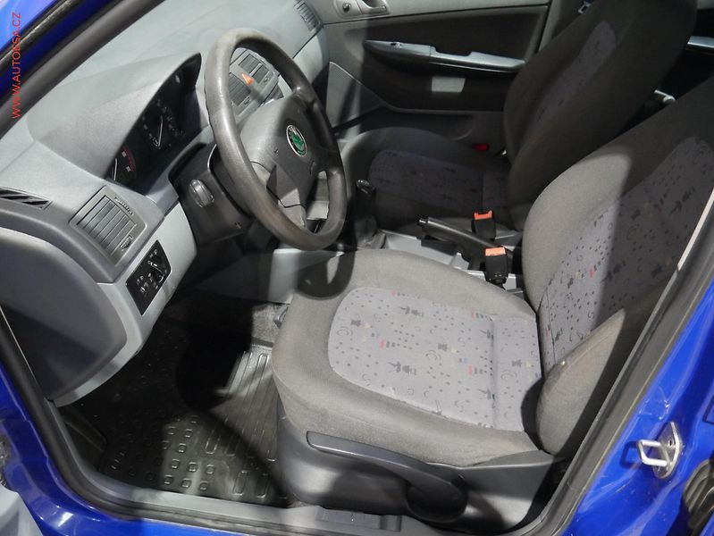 Škoda Fabia (2004) 1.2i, 1.maj,ČR, Tažné, STK4 - fotka 9 z 13