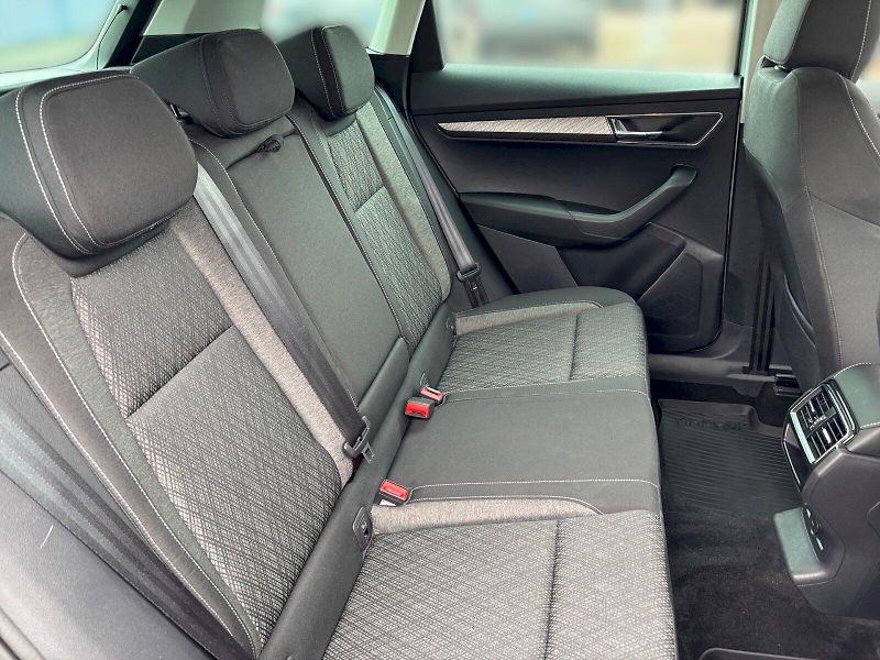Škoda Karoq (2023) STYLE 1.5 TSI DSG 110 kW Tažné - fotka 24 z 30