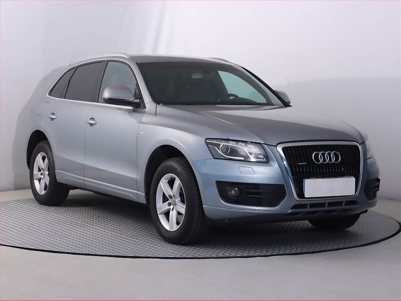 Audi Q5 (2010) S line 3.0 TDI, 4X4, Automat - fotografie inzerátu