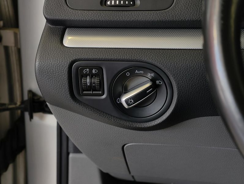Volkswagen Sharan 2.0 TDi 125kW 7 MÍST KAMERA  - fotka 21 z 23