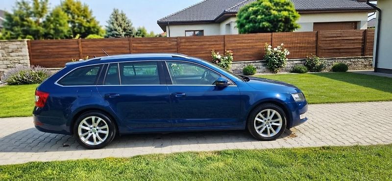 Škoda Octavia 1.4TSI 110 kw servisní histori - fotka 41 z 48