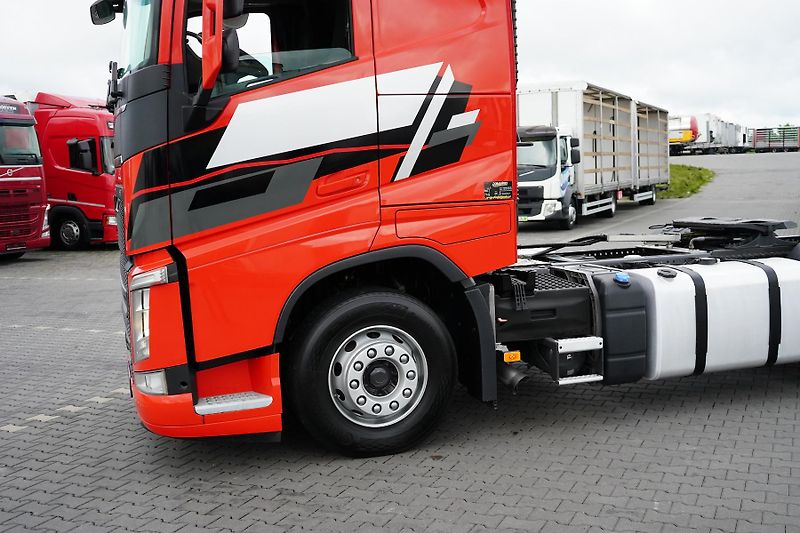 Volvo FH (2019) 420 / EURO 6 / ACC / PTO / HYD - fotka 18 z 49